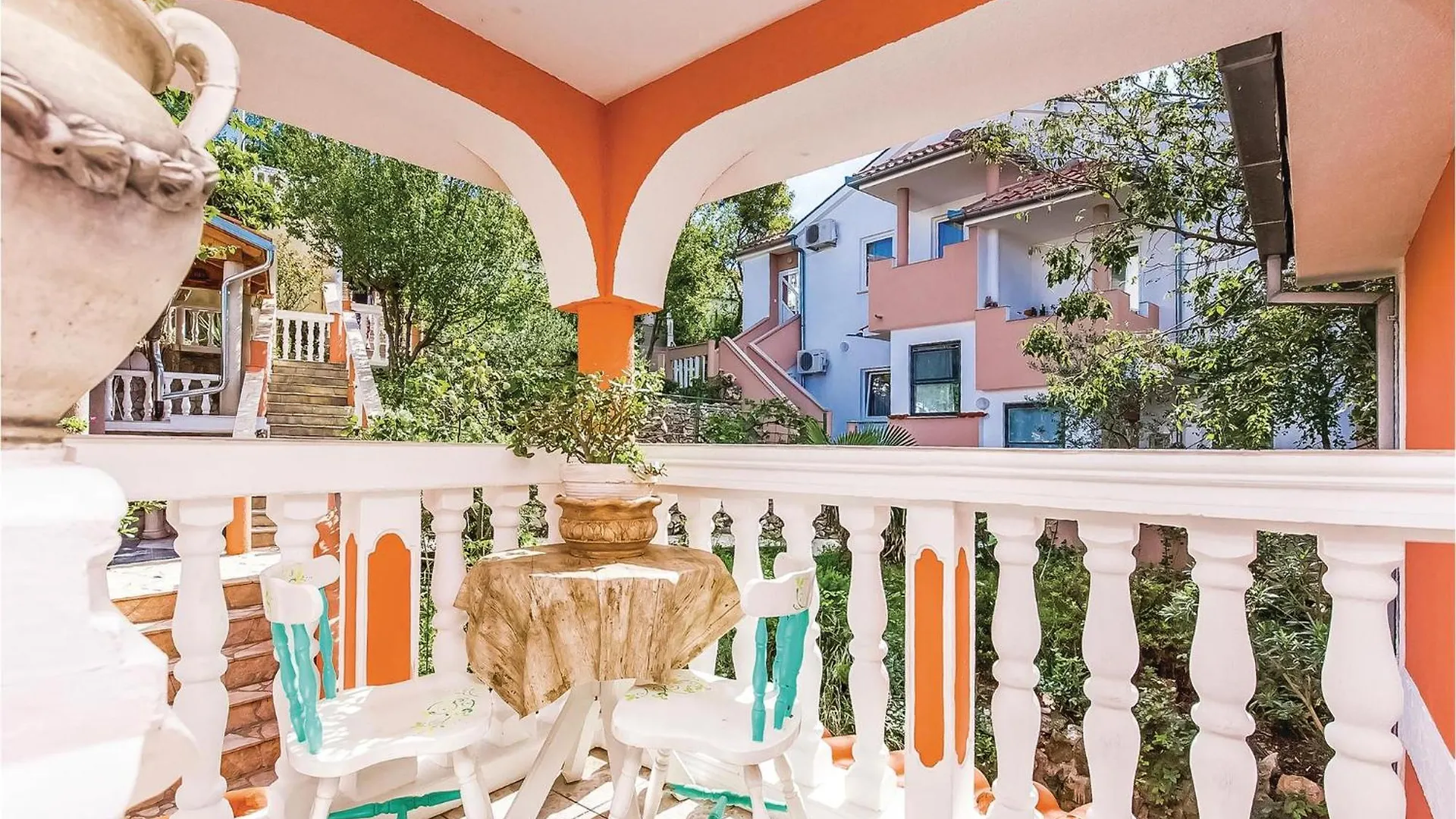 2 Bedroom Lovely Apartment In Crikvenica